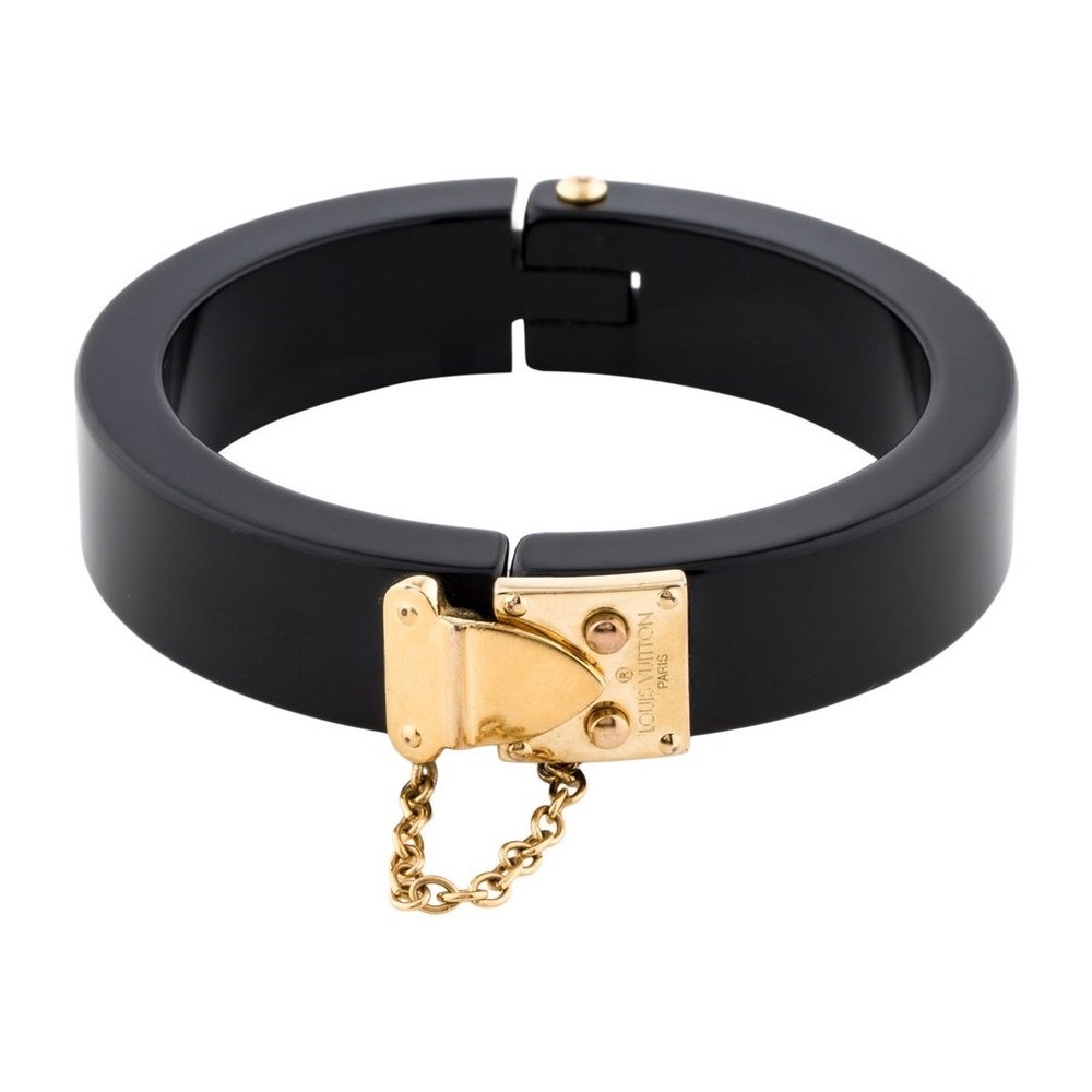 LOUIS VUITTON Lock Me Bracelet